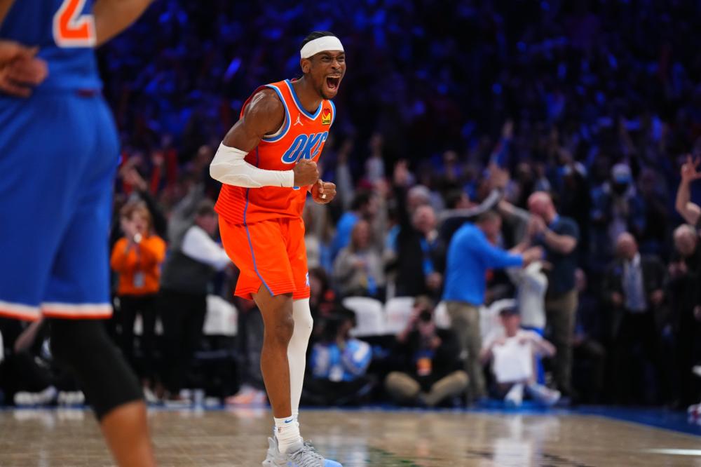 周琦表现出 周琦表现出